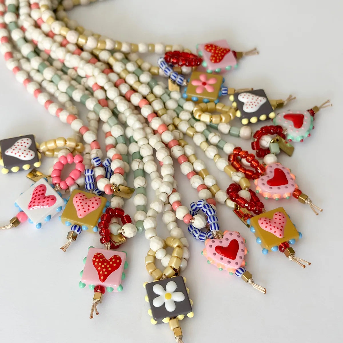 European and American French white turquoise bead necklace, heart-shaped glass pendant, sweet sweater chain