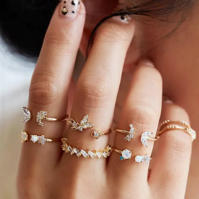New Boho Gold Color Heart Rings Set For Women Vintage Geometric Cross Pearl Butterfly Finger Ring Female Trendy Jewelry Gifts
