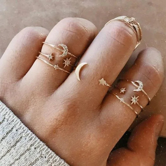New Boho Gold Color Heart Rings Set For Women Vintage Geometric Cross Pearl Butterfly Finger Ring Female Trendy Jewelry Gifts